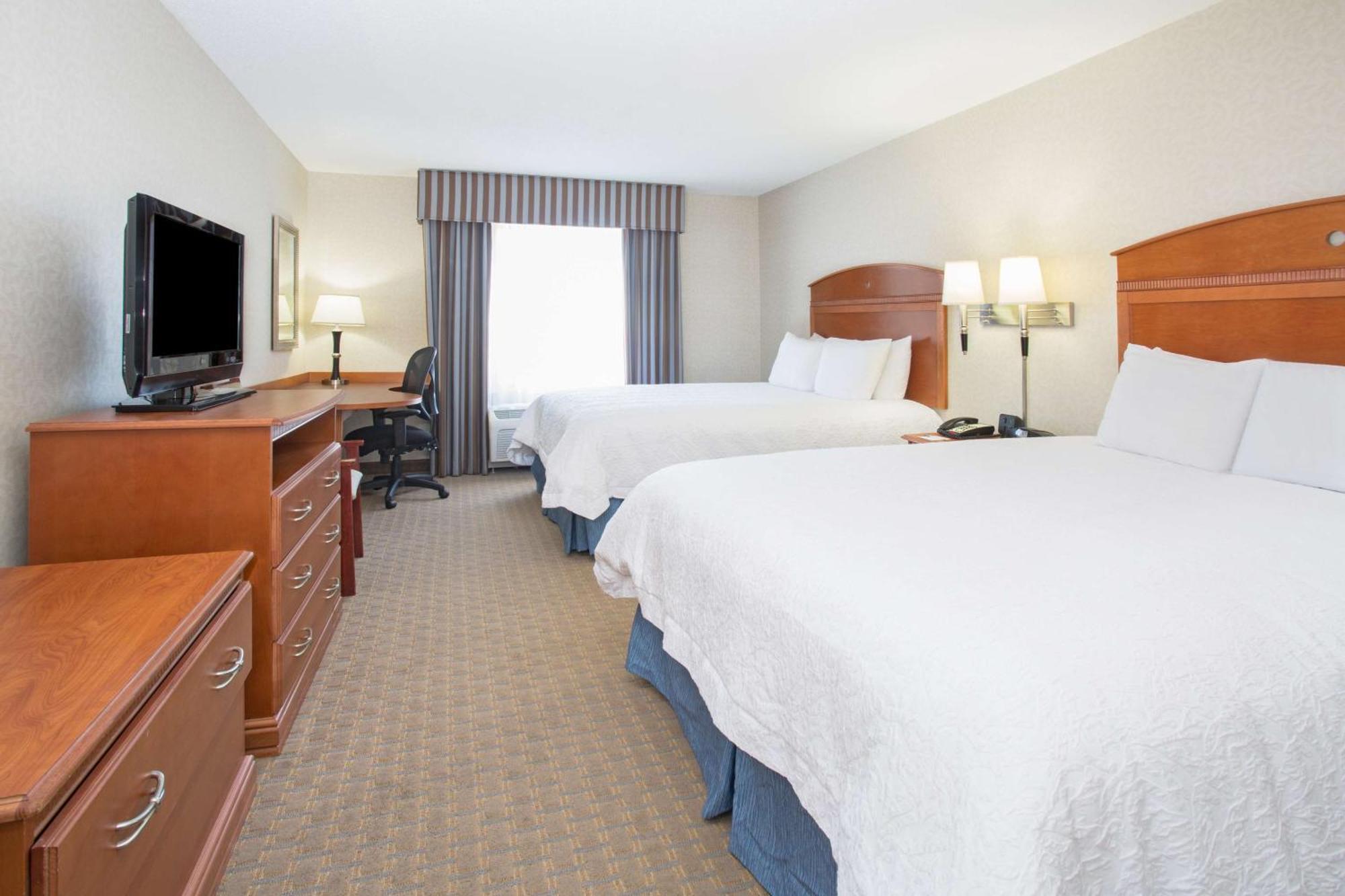 Hampton Inn Santa Rosa Exteriör bild