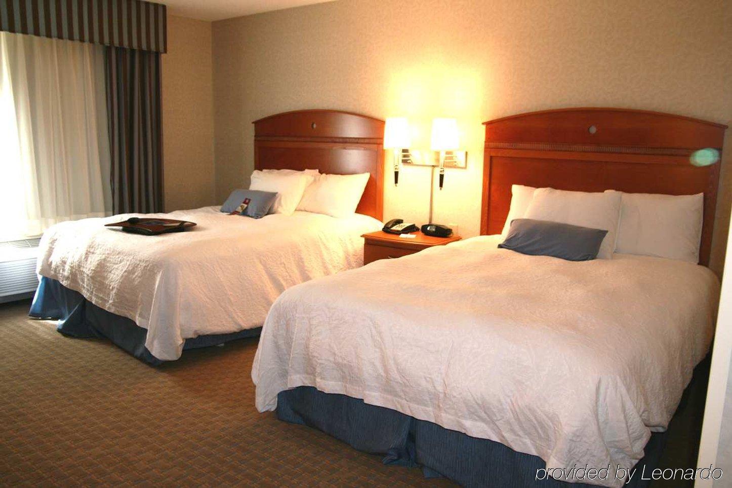 Hampton Inn Santa Rosa Rum bild